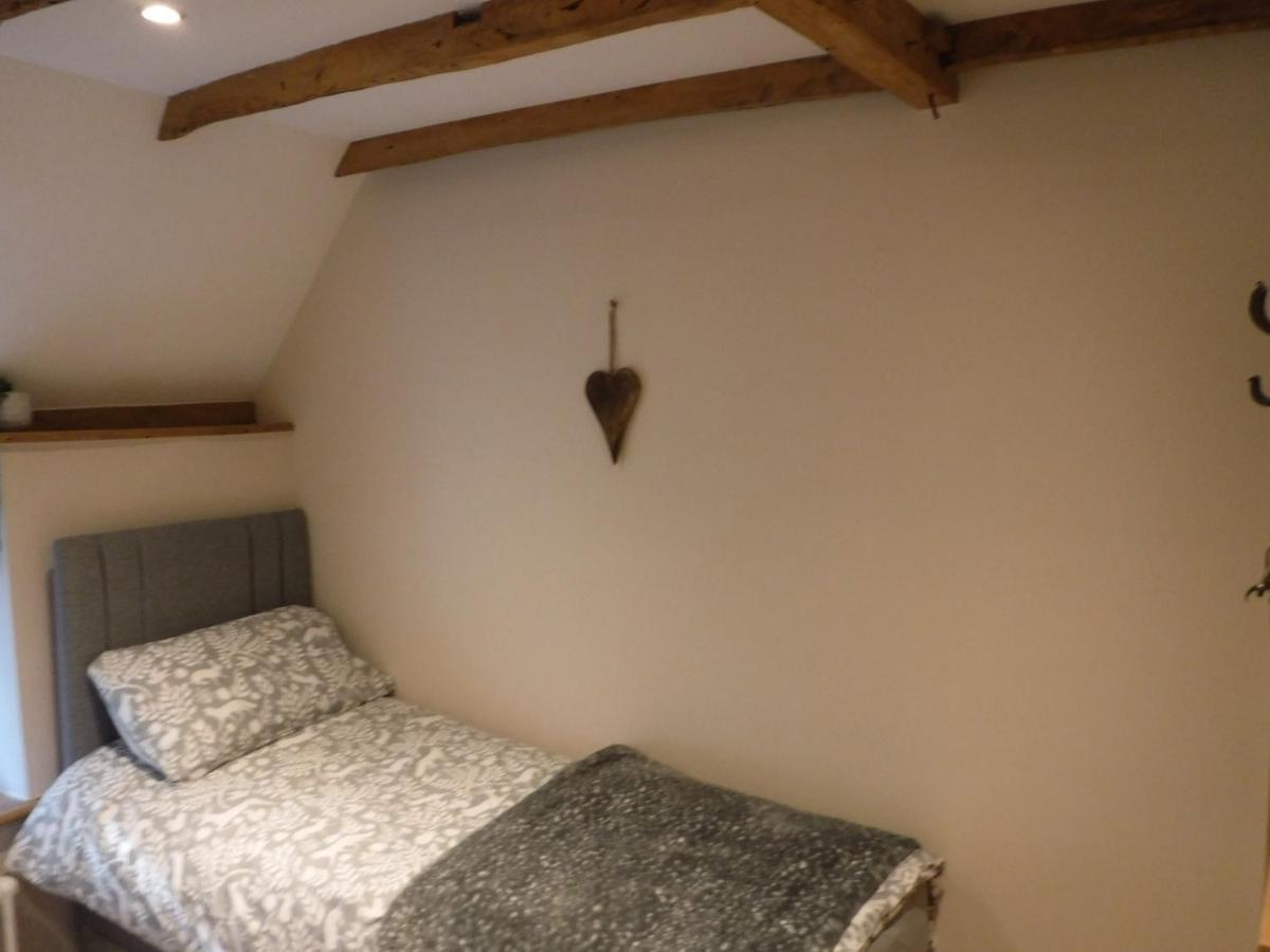 2 Vicarage Lane Highworth